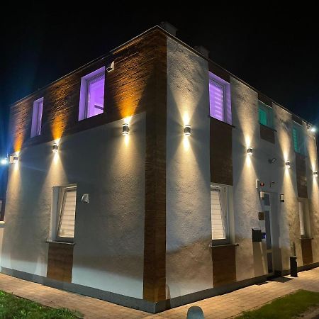 #5 Tgha Luxury One Bedroom Apartment In Athlone Bagian luar foto