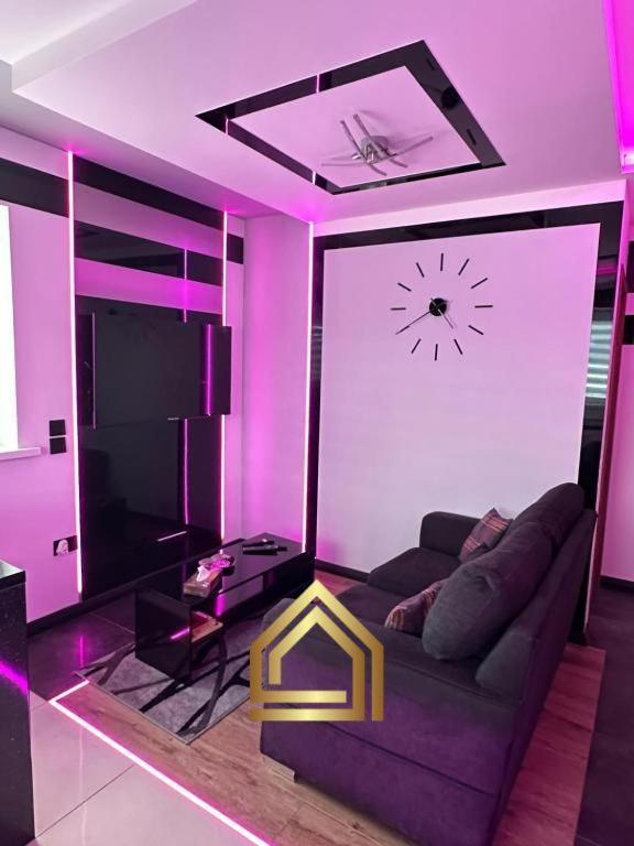 #5 Tgha Luxury One Bedroom Apartment In Athlone Bagian luar foto
